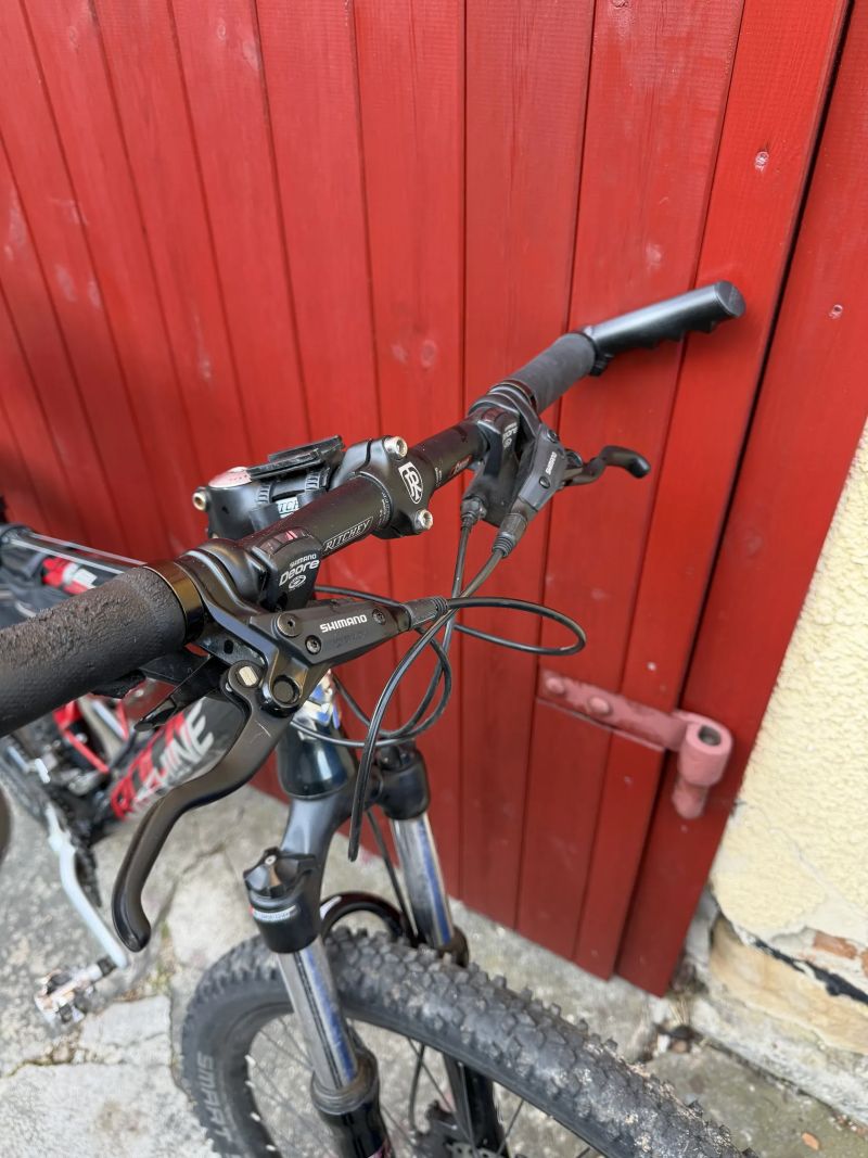 Rock Machine El Nino