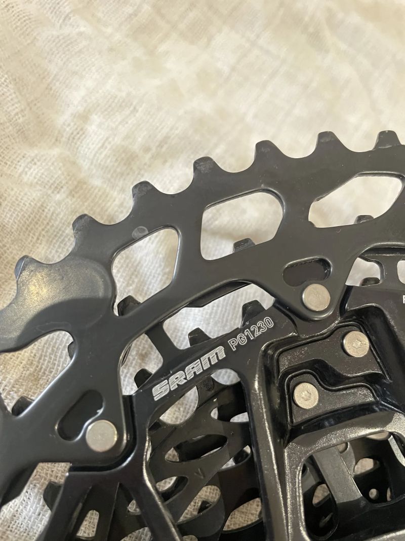 Kazeta SRAM PG 1230, 12 převodů