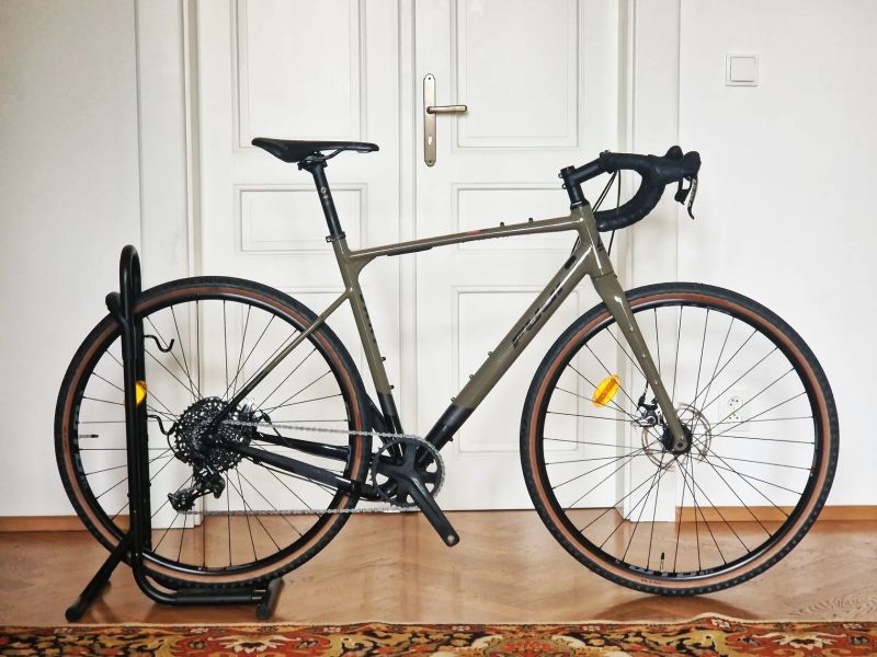 Fuji Jari 1.5 / SRAM Apex 1x11 / velmi dobrý stav / cca 1000 km