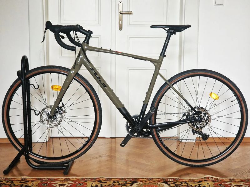 Fuji Jari 1.5 / SRAM Apex 1x11 / velmi dobrý stav / cca 1000 km