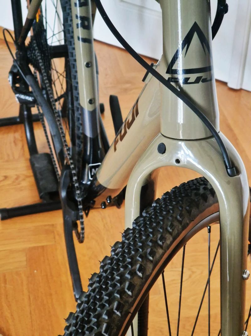 Fuji Jari 1.5 / SRAM Apex 1x11 / velmi dobrý stav / cca 1000 km