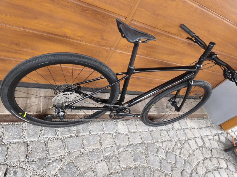 gravel treking kolo Giant Contend Ar 1 2022 vel.S