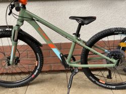 Scott Scale Roxter a speedster 24, Cube Acid 240, Merida Matts Jr.24, Commencal Ramones 24, 