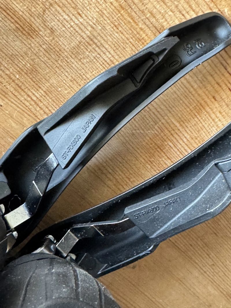 Sada Shimano GRX 2x11 sundáno z nového kola