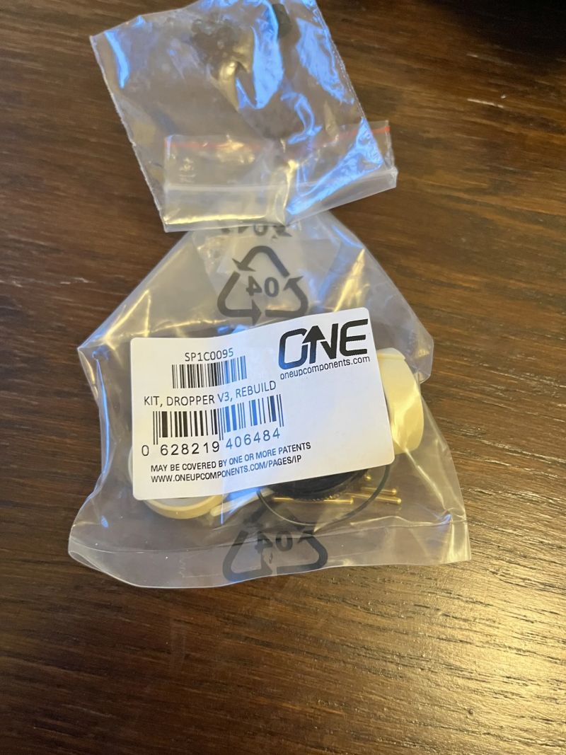 OneUp Dropper V3 180mm / 31,6mm