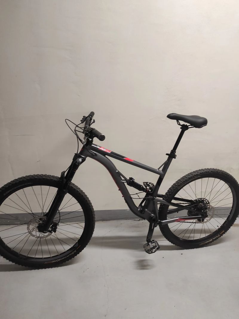 Celoodpružené kolo 29 Kellys Thorx 10 (L)