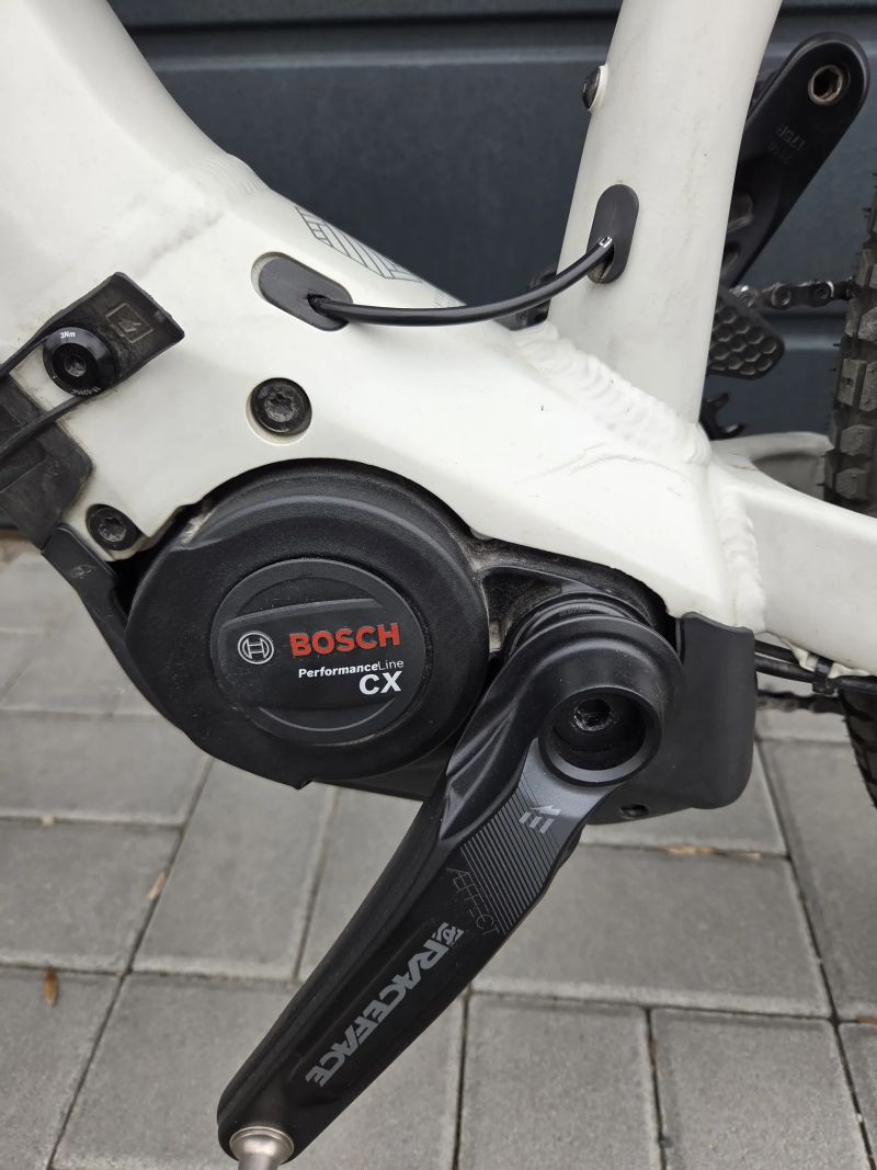 Radon Jealous Hybrid 10.0