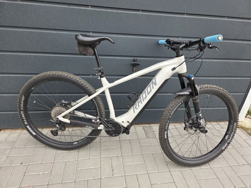 Radon Jealous Hybrid 10.0