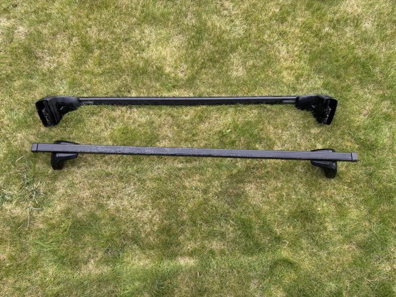 Nosiče na kola (příčníky) THULE s pevnou fixaci na SAAB 9-3