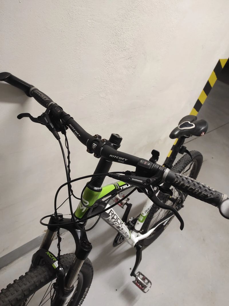 Rock Machine Tsunami 29 (L) horské kolo