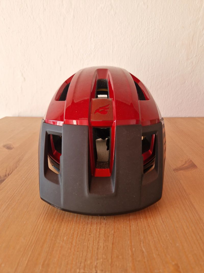 Helma Bluegrass Rogue MIPS, velikost S (52-56cm)