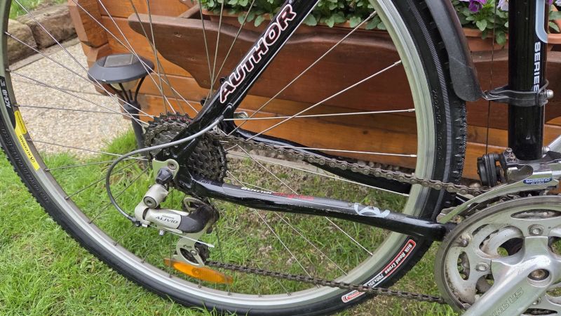 Trekové kolo Author Stratos rám 20" postava 170-187cm plně funkční.