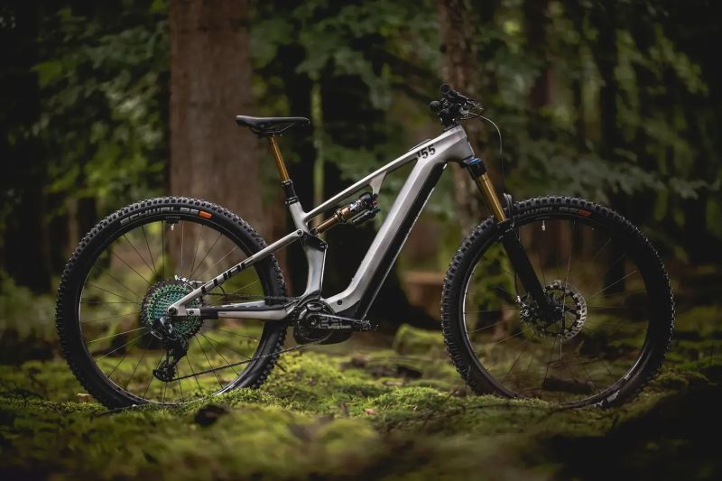 Lehké elektrokolo Cube Stereo Hybrid One55 SLT 750, L, topmodel 2024, 21,9 Kg