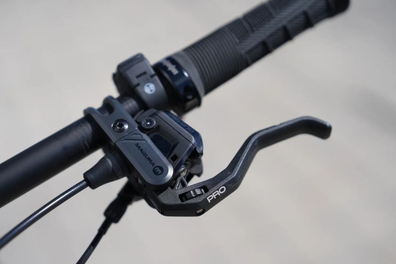 Lehké elektrokolo Cube Stereo Hybrid One55 SLT 750, L, topmodel 2024, 21,9 Kg