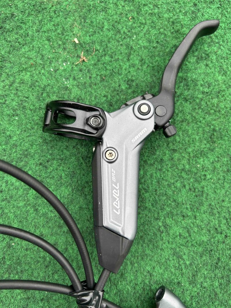 Brzdy Sram Level Stealth Bronze 2x4 píst