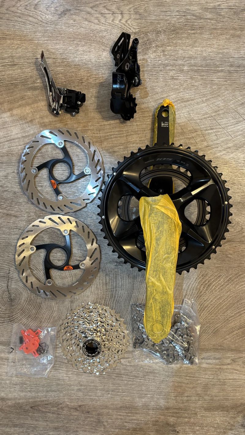 Kompletní sada Shimano 105 R7100 2x12 - nová, sundaná z kola