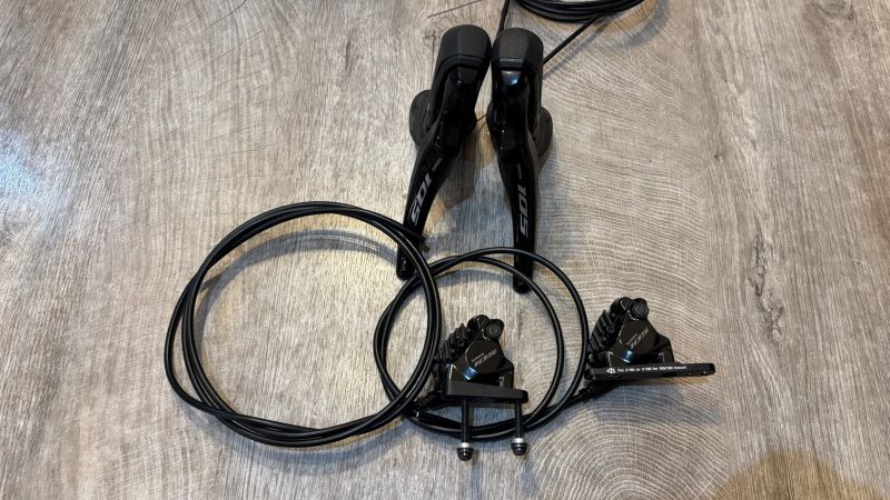 Kompletní sada Shimano 105 R7100 2x12 - nová, sundaná z kola