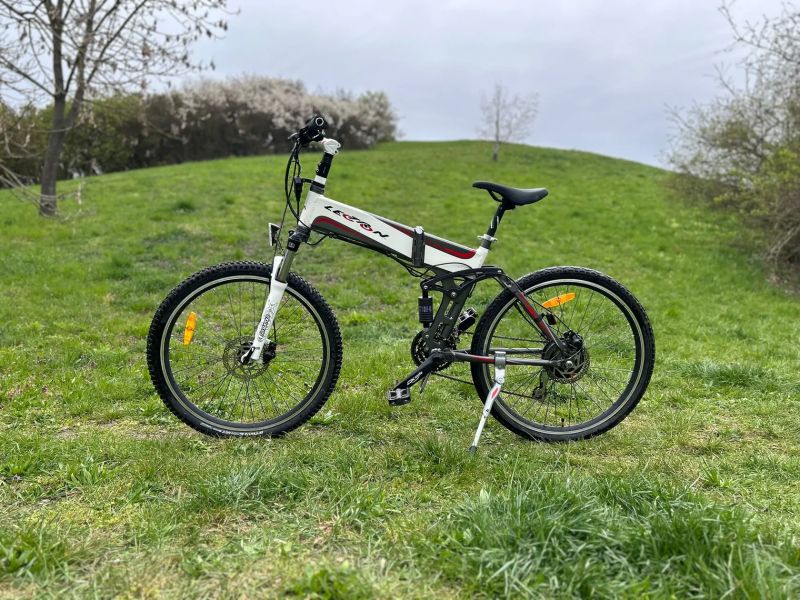 Skládací elektrokolo Lectron F12