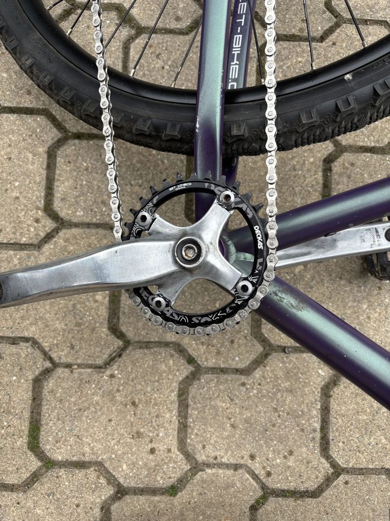 Oldschool dirt Amulet Stiff 2006