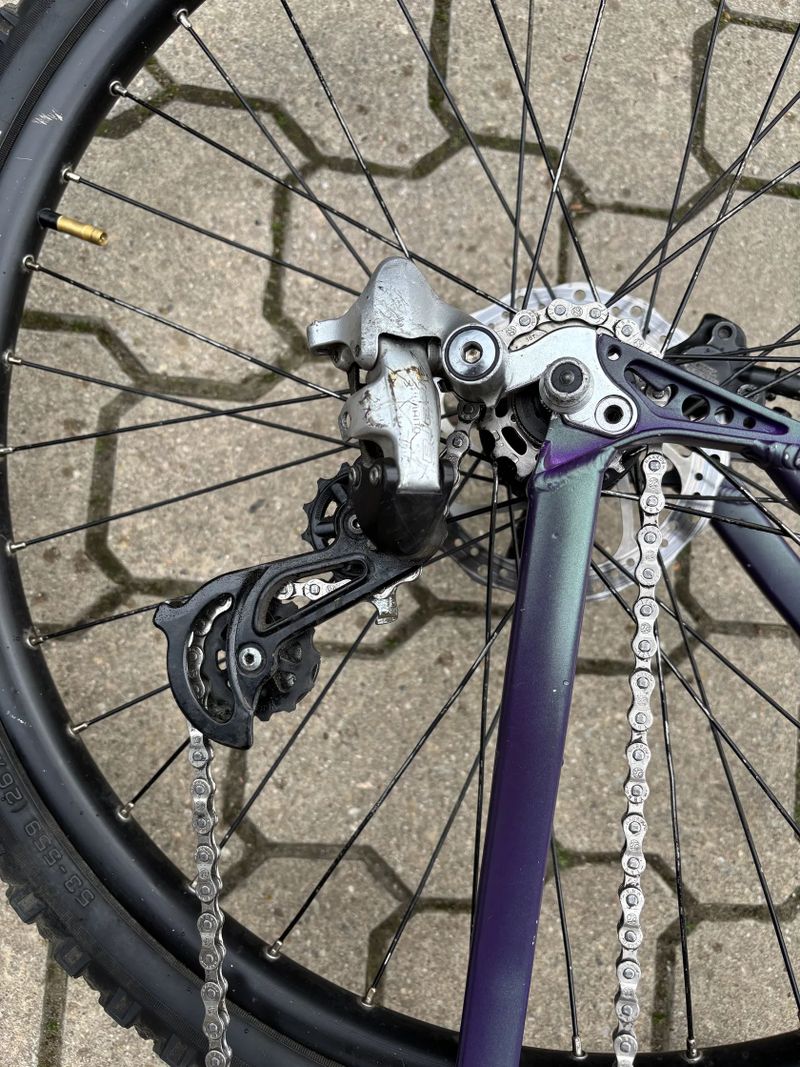 Oldschool dirt Amulet Stiff 2006