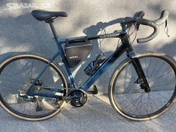 GRAVEL KOLO SENSA / Carbon - v zaruce , najeto 100 km