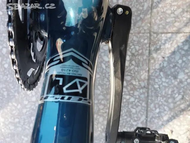 GRAVEL KOLO SENSA / Carbon - v zaruce , najeto 100 km