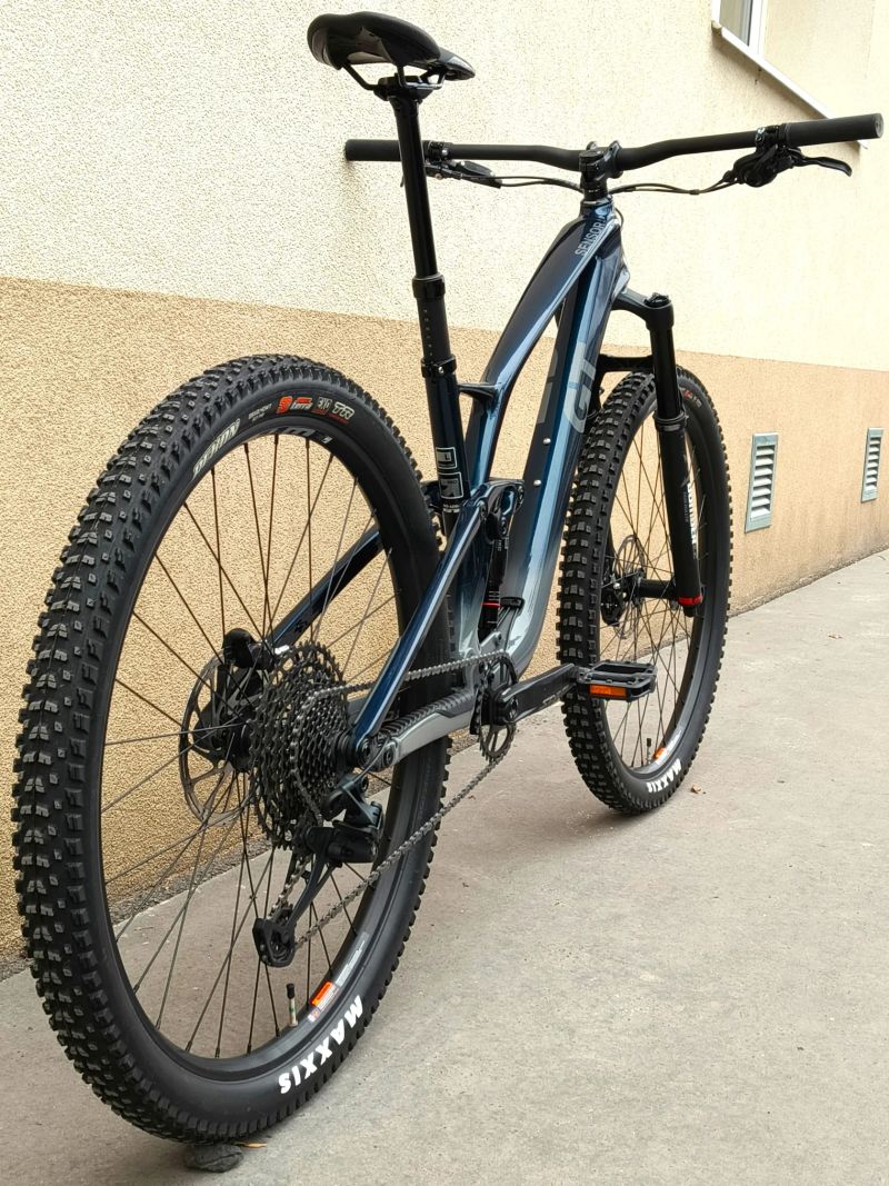 GT Sensor ST PRO carbon vel. L 29“ 2023 ZÁNOVNÍ, TOP STAV PC: 67 000 Kč