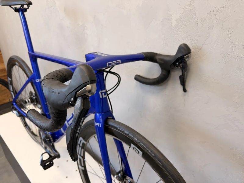 Silniční kolo IDEA R1 Aero