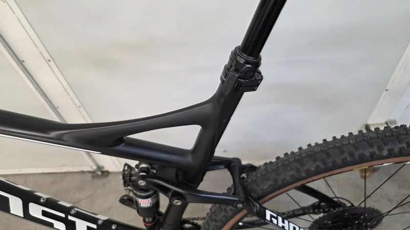 celoodpružený Ghost karbon/al ,xl,xt-xtr