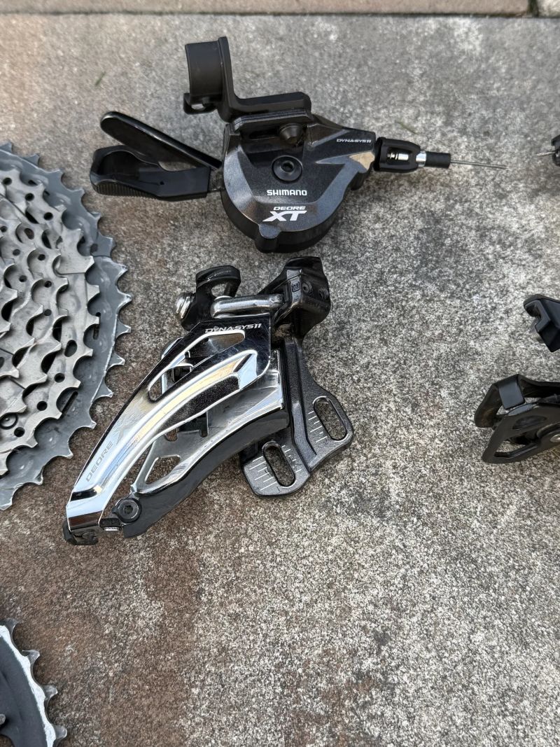 Sada Shimano XT RD-M8000 2 x 11 - použitá