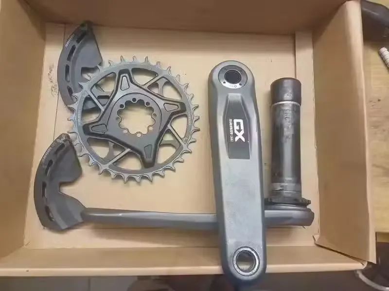 SRAM GX Eagle Transmission s XO transmision převodníkem 32