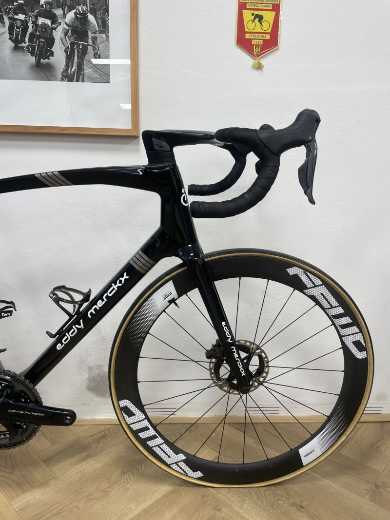 Eddy Merckx 525 Shimano Dura Ace di2 2x11 + powermetr