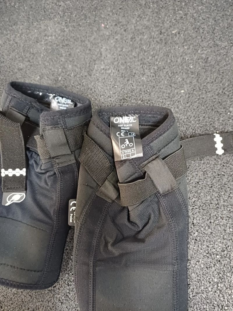 Chrániče loktů ONeal