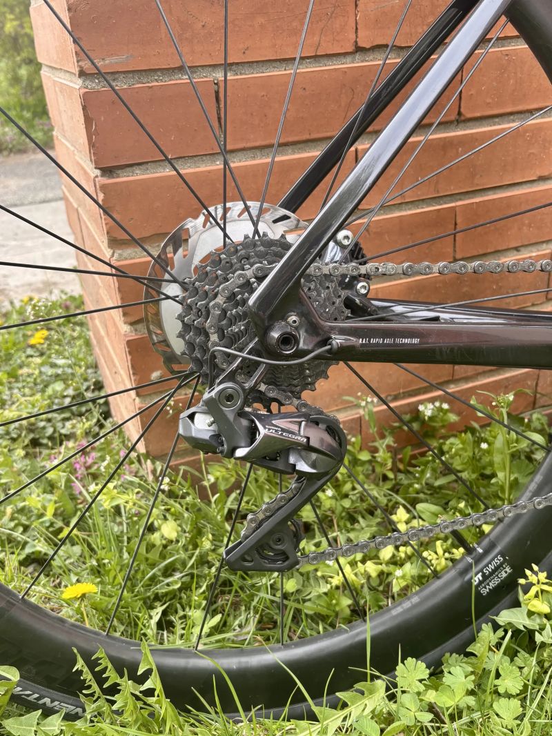 Focus IZALCO MAX – lehká závodní silnička s top výbavou 