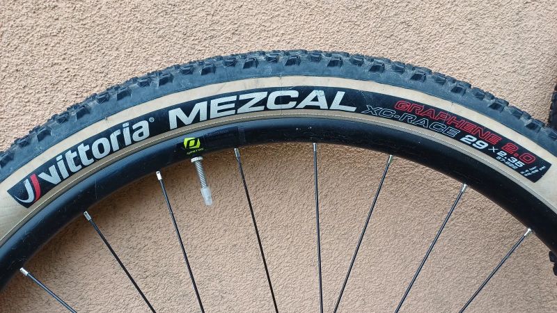 MTB kola Syncros Silverton 2.5 