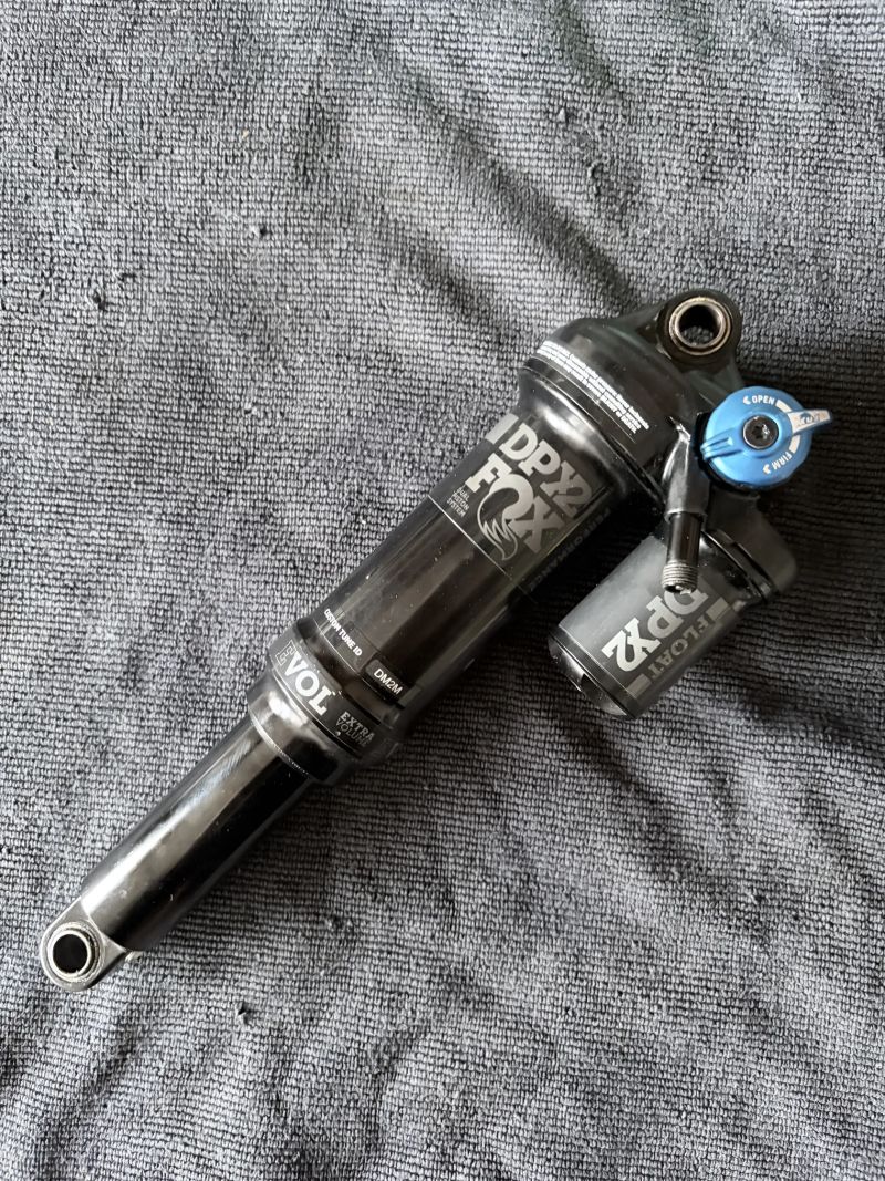 Tlumič vzduchový FOX DPX2 Float EVOL 230 x 65 mm 