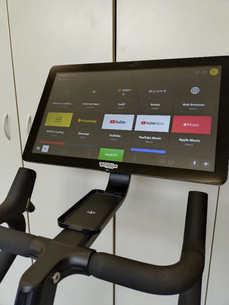 Trenažér Technogym Ride