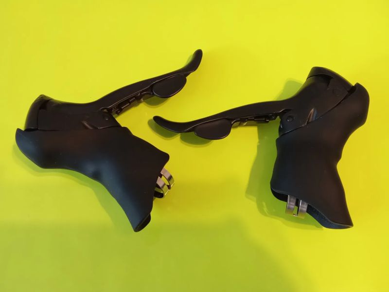 Nové komponenty na silniční kolo