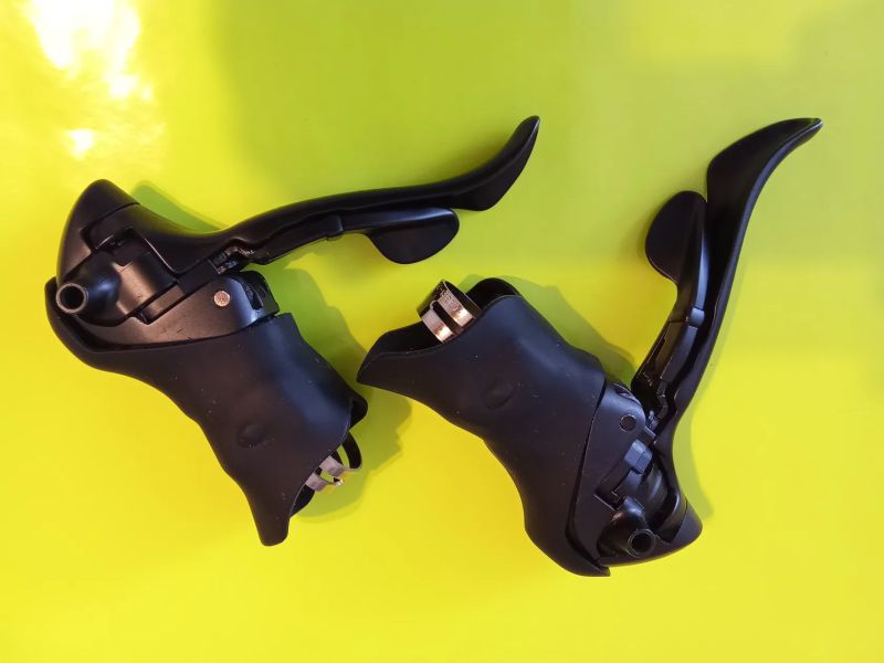 Nové komponenty na silniční kolo