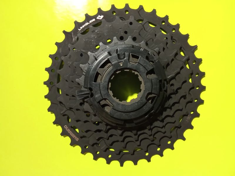 Nové komponenty na silniční kolo