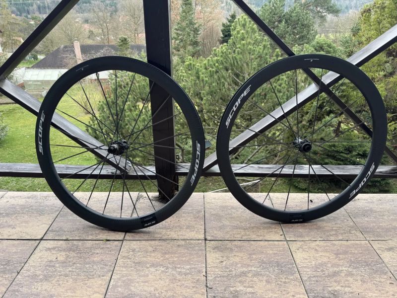 Zapletená kola Scope Artech 4