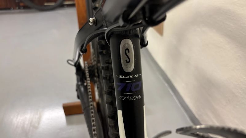 Scott Scale 710 contessa