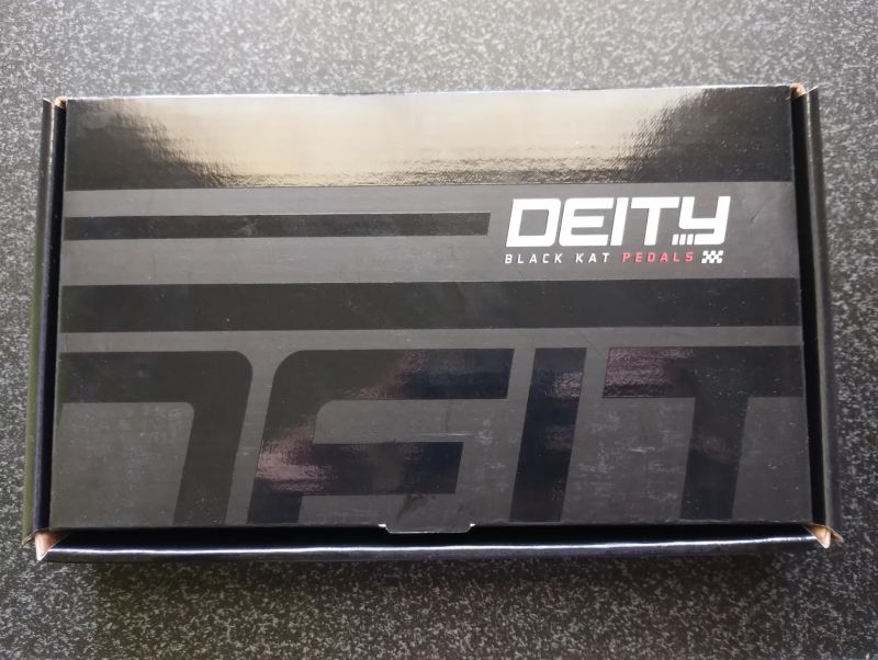 Pedály Deity Black kat