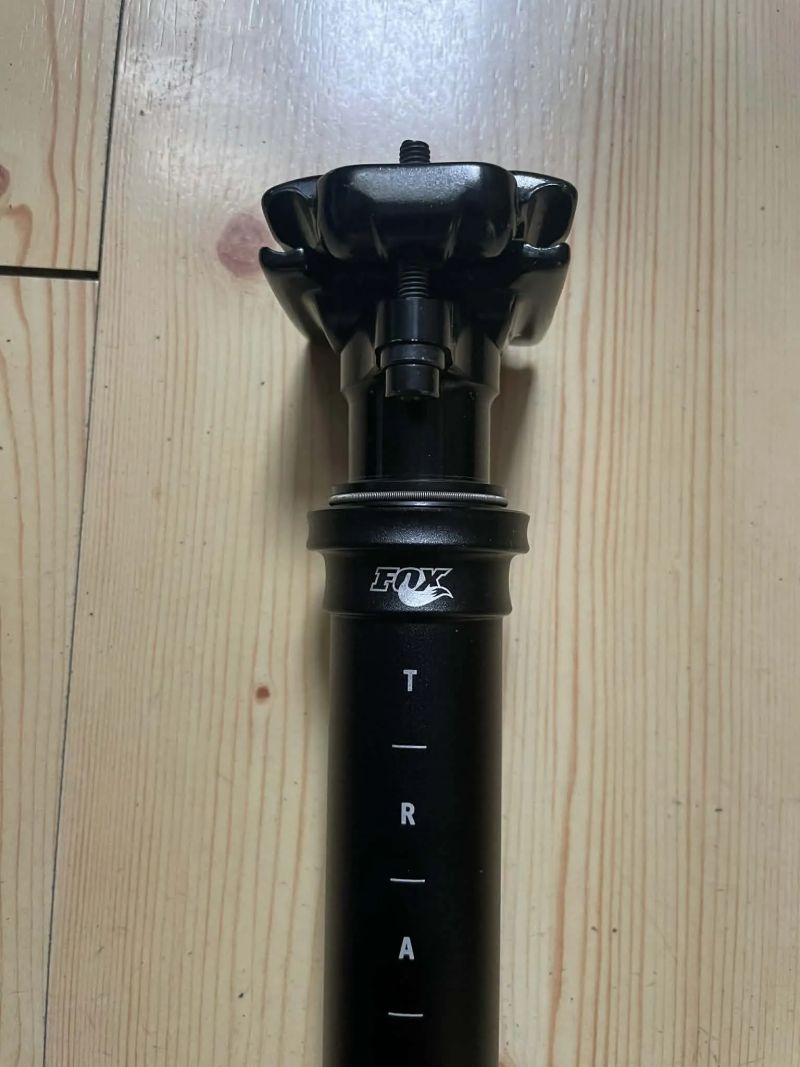 Teleskopická sedlovka FOX se zdvihem 175 mm, průměr 31.6 