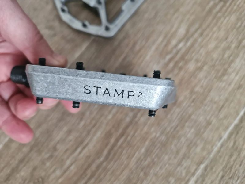 Crankbrothers Stamp 2, hliníkové zánovní