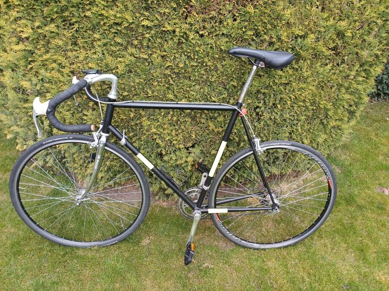 Prodám starší silniční kolo - samostavba