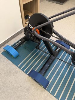 Cyklotrenažer Wahoo Kickr Core 2