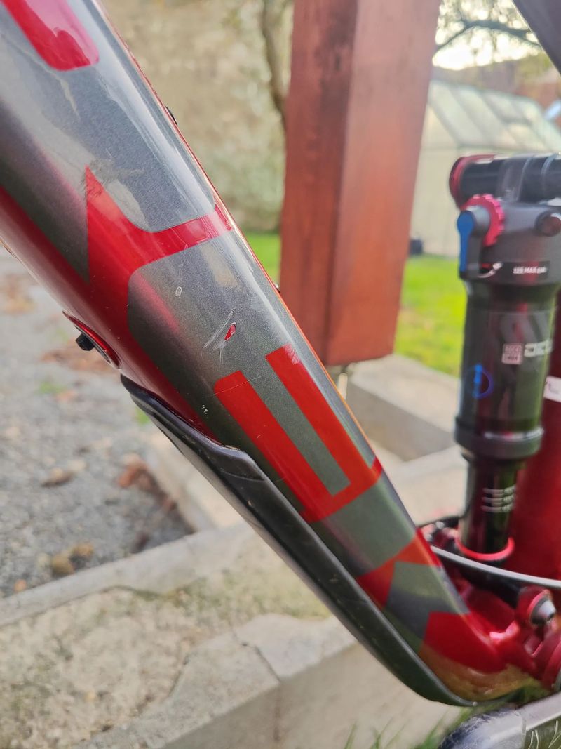 Trek Remedy 7 - Rezervace 