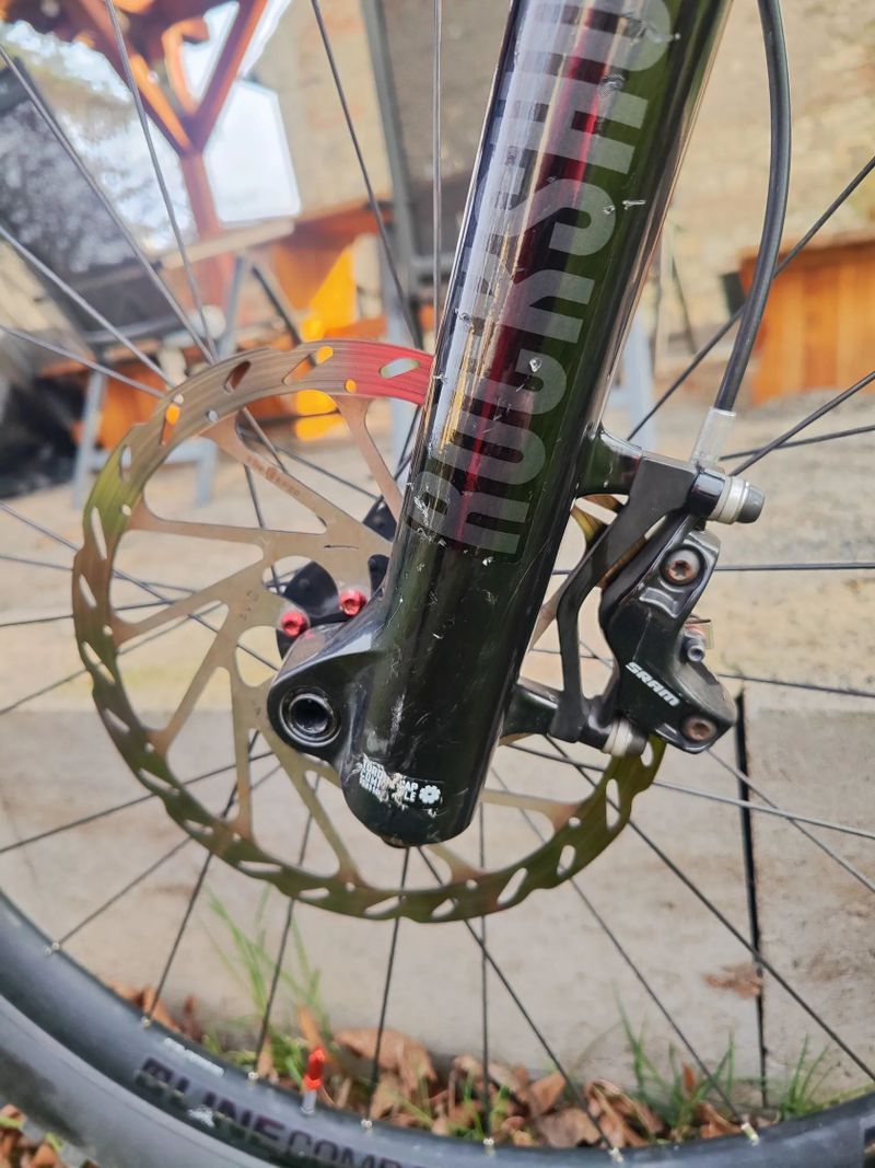 Trek Remedy 7 - Rezervace 