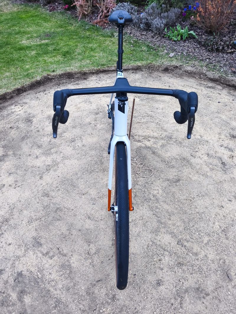 Superior X-ROAD Team Issue Di2 GR velikost L -180-190cm